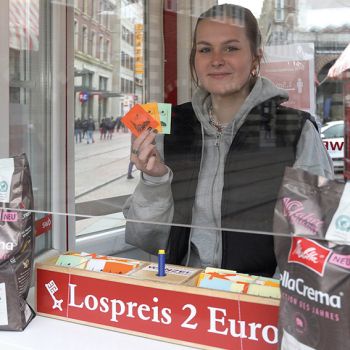 Arbeiten bei der Bürgerpark-Tombola