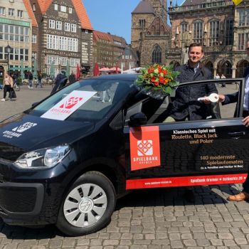 Übergabe des VW Move Up! durch die Spielbank Bremen